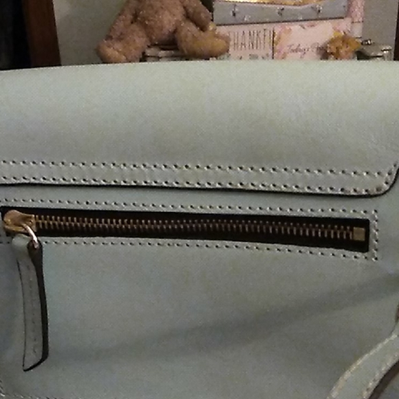 Dooney and BURKE Small Handbag - Picture 3 of 4